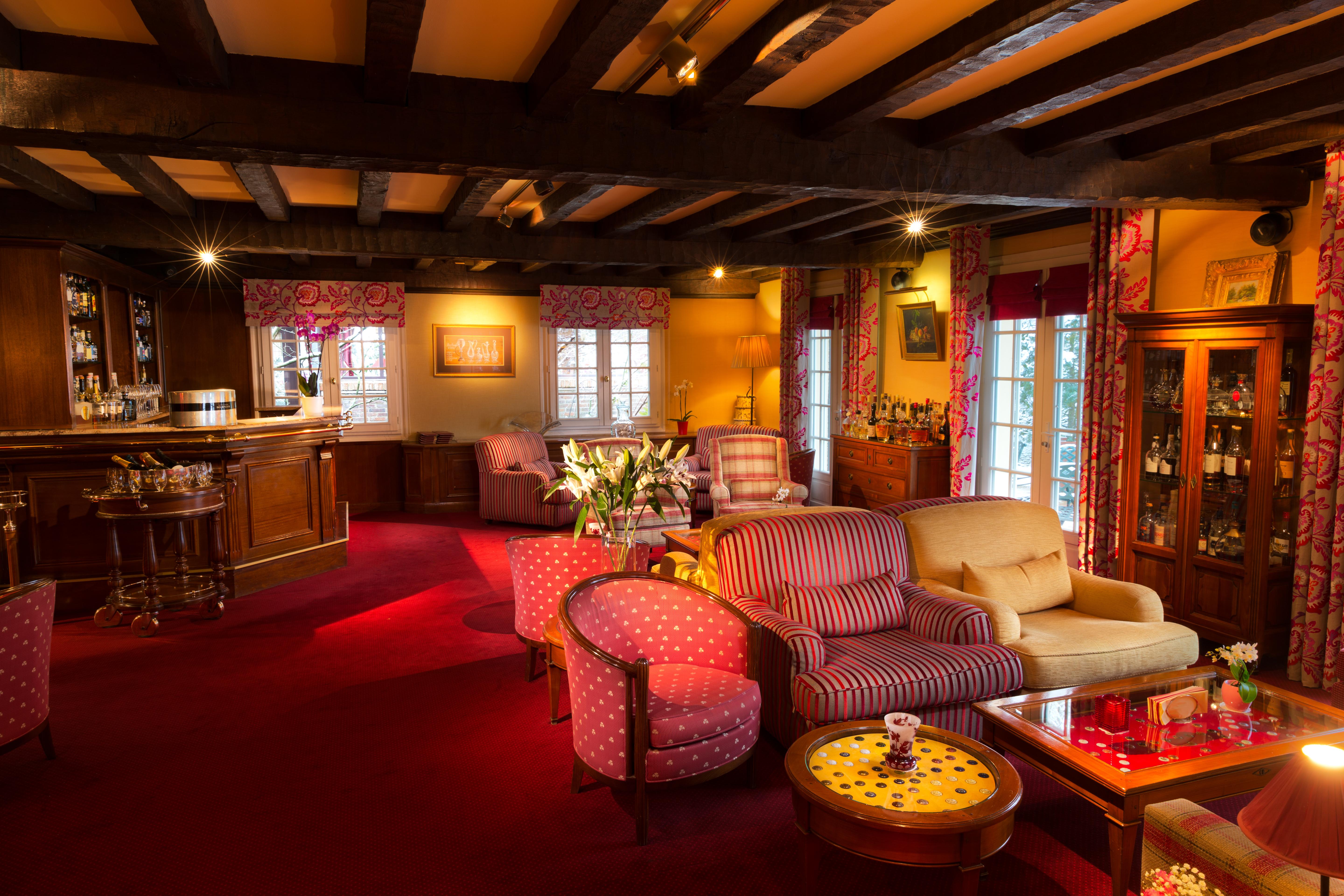 Hostellerie Briqueterie & Spa Champagne Vinay  Bagian luar foto The interior of the hotel