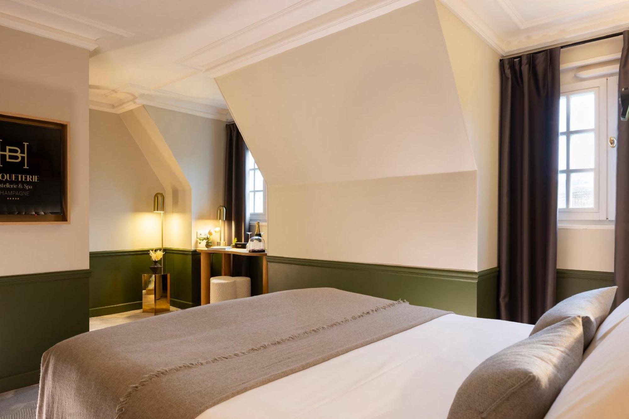 Hostellerie Briqueterie & Spa Champagne Vinay  Bagian luar foto A room at the hotel