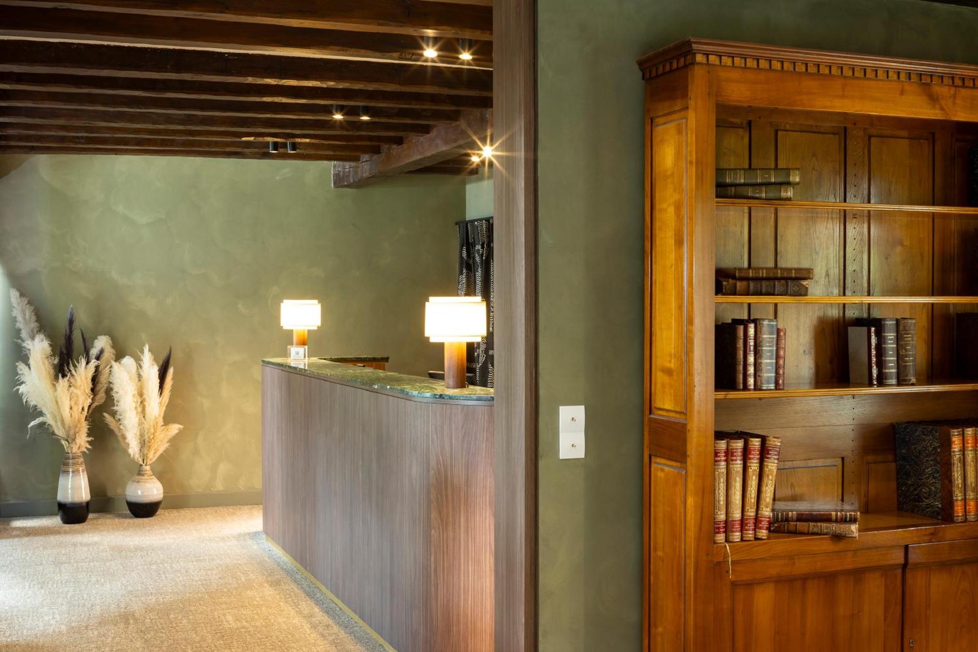 Hostellerie Briqueterie & Spa Champagne Vinay  Bagian luar foto The library at the Inn at the Opera